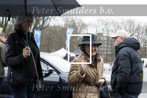 Heerenveen 24 maaart 2024
De hollandse 100 wordt dit jaar gereden in Thyalf . Aanwezig oa Prins Bernhard Prinses Annette Samuel v Vollenhoven Benjamin v Vollenhoven Prinses Margriet Mr Pieter v Vollenhoven Prins Maurits Lucas v Vollenhoven en  Prins Pieter Christiaan . Verder aanwezig Simon Keizer Bas Muijs (en vrouw) Marianne Timmer Benjamin Aslan Joy Beune Eduard Schaepman met zijn zoon en Rob Kamphues met vriendin.  Monique v Vollenhoven en Otto Klein