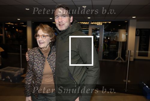 Heerenveen 24 maaart 2024
De hollandse 100 wordt dit jaar gereden in Thyalf . Aanwezig oa Prins Bernhard Prinses Annette Samuel v Vollenhoven Benjamin v Vollenhoven Prinses Margriet Mr Pieter v Vollenhoven Prins Maurits Lucas v Vollenhoven en  Prins Pieter Christiaan . Verder aanwezig Simon Keizer Bas Muijs (en vrouw) Marianne Timmer Benjamin Aslan Joy Beune Eduard Schaepman met zijn zoon en Rob Kamphues met vriendin.