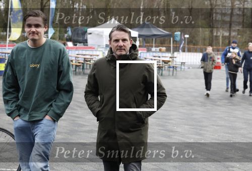 Heerenveen 24 maaart 2024
De hollandse 100 wordt dit jaar gereden in Thyalf . Aanwezig oa Prins Bernhard Prinses Annette Samuel v Vollenhoven Benjamin v Vollenhoven Prinses Margriet Mr Pieter v Vollenhoven Prins Maurits Lucas v Vollenhoven en  Prins Pieter Christiaan . Verder aanwezig Simon Keizer Bas Muijs (en vrouw) Marianne Timmer Benjamin Aslan Joy Beune Eduard Schaepman met zijn zoon en Rob Kamphues met vriendin.  Monique v Vollenhoven en Otto Klein