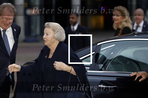 Den Haag 13 maart 2024
Uitreiking Prins Friso prijs op universiteit van Den Haag . Aanwezig burgemeester Jan v Zanen Prinses Beatrix Prinses Mabel en haar moeder.