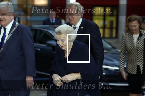 Den Haag 13 maart 2024
Uitreiking Prins Friso prijs op universiteit van Den Haag . Aanwezig burgemeester Jan v Zanen Prinses Beatrix Prinses Mabel en haar moeder.