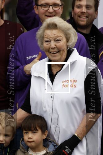 Utrecht 15 maart 2024
 Prinses Beatrix doet vrijwilligerswerk in een stadsboerderij tijdens de twintigste editie van NLdoet, de grootste vrijwilligersactie van Nederland