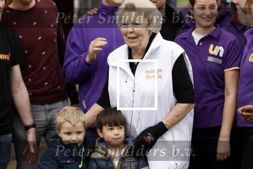 Utrecht 15 maart 2024
 Prinses Beatrix doet vrijwilligerswerk in een stadsboerderij tijdens de twintigste editie van NLdoet, de grootste vrijwilligersactie van Nederland