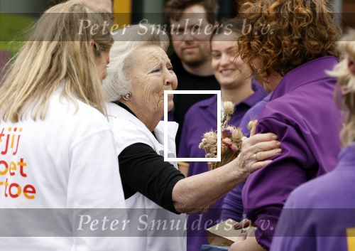 Utrecht 15 maart 2024
 Prinses Beatrix doet vrijwilligerswerk in een stadsboerderij tijdens de twintigste editie van NLdoet, de grootste vrijwilligersactie van Nederland