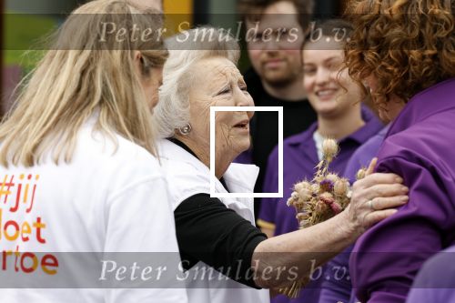 Utrecht 15 maart 2024
 Prinses Beatrix doet vrijwilligerswerk in een stadsboerderij tijdens de twintigste editie van NLdoet, de grootste vrijwilligersactie van Nederland