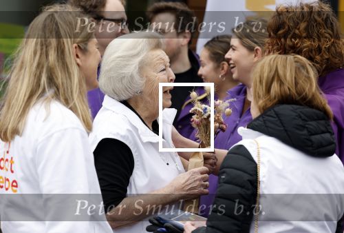 Utrecht 15 maart 2024
 Prinses Beatrix doet vrijwilligerswerk in een stadsboerderij tijdens de twintigste editie van NLdoet, de grootste vrijwilligersactie van Nederland