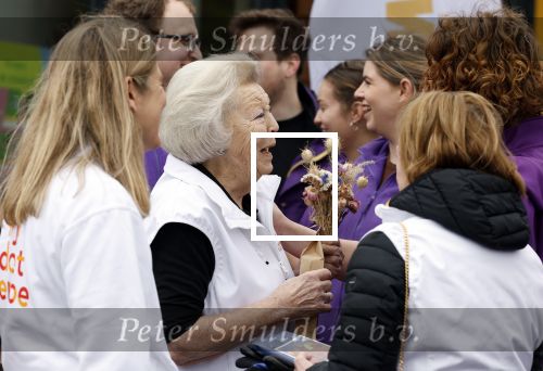 Utrecht 15 maart 2024
 Prinses Beatrix doet vrijwilligerswerk in een stadsboerderij tijdens de twintigste editie van NLdoet, de grootste vrijwilligersactie van Nederland