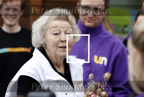 Utrecht 15 maart 2024
 Prinses Beatrix doet vrijwilligerswerk in een stadsboerderij tijdens de twintigste editie van NLdoet, de grootste vrijwilligersactie van Nederland