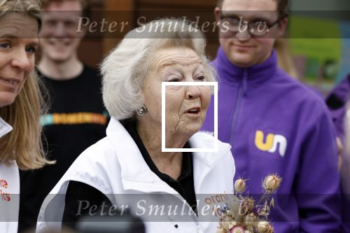 Utrecht 15 maart 2024
 Prinses Beatrix doet vrijwilligerswerk in een stadsboerderij tijdens de twintigste editie van NLdoet, de grootste vrijwilligersactie van Nederland