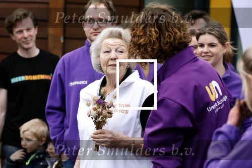 Utrecht 15 maart 2024
 Prinses Beatrix doet vrijwilligerswerk in een stadsboerderij tijdens de twintigste editie van NLdoet, de grootste vrijwilligersactie van Nederland