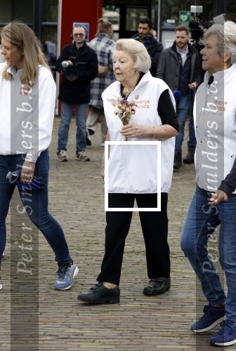 Utrecht 15 maart 2024
 Prinses Beatrix doet vrijwilligerswerk in een stadsboerderij tijdens de twintigste editie van NLdoet, de grootste vrijwilligersactie van Nederland