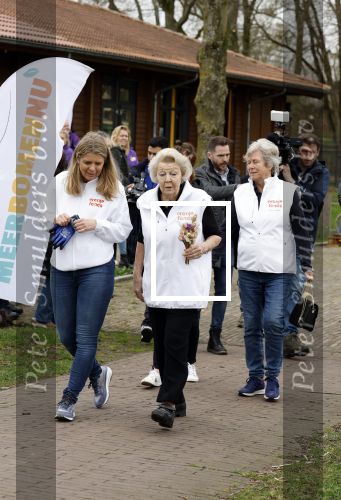 Utrecht 15 maart 2024
 Prinses Beatrix doet vrijwilligerswerk in een stadsboerderij tijdens de twintigste editie van NLdoet, de grootste vrijwilligersactie van Nederland