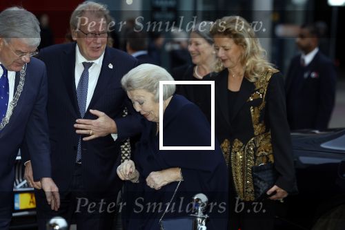 Den Haag 13 maart 2024
Uitreiking Prins Friso prijs op universiteit van Den Haag . Aanwezig burgemeester Jan v Zanen Prinses Beatrix Prinses Mabel en haar moeder.