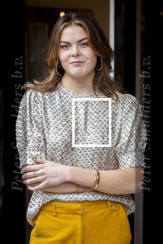 Den Haag 1 maart 2024
Pinses Laurentien en haar dochter prinses Eloise gebben samen een winkel geopend waar ze vintage kleding verkopen . De volledige opbrengst gaat naar div goede doelen .  De winkel heet  My Lima Lima en zit in het centrum van Den Haag.