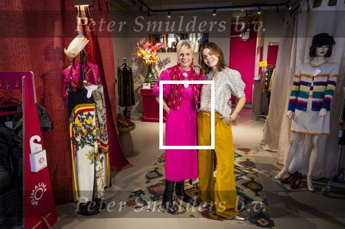 Den Haag 1 maart 2024
Pinses Laurentien en haar dochter prinses Eloise gebben samen een winkel geopend waar ze vintage kleding verkopen . De volledige opbrengst gaat naar div goede doelen .  De winkel heet  My Lima Lima en zit in het centrum van Den Haag.