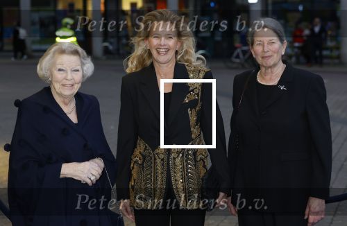 Den Haag 13 maart 2024
Uitreiking Prins Friso prijs op universiteit van Den Haag . Aanwezig burgemeester Jan v Zanen Prinses Beatrix Prinses Mabel en haar moeder.