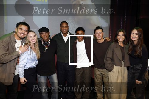 Amsterdam 27 maart 2024
Boekpresentatie Nino Wilkes in boom boom Chicago. Quincy Kluivert Opa Kluivert Patrick Kluivert Shane Kluivert Nino Wilkes Rossana Kluivert en 2 nichtjes