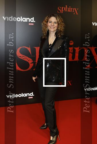 Amsterdam 18 maart 2024
Premiere Spinx in Pathe Tuschinski met in de cast oa Andrea Vass Benja Bruijning Chardonnay Rillen Delilah Warcup v Eyck Eva v Heijningen Marvcel Hensema Rami Kooti Arab Rifka Lodeizen Sallie Harmsen en Sil v d Zwan. Rifka Lodeizen kwam met haar dochters