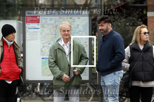 Amsterdam 26 maart 2024
Rob v Hulst met een kennis in Amsterdam zuid.