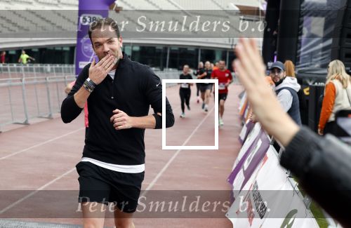 Amsterdam 16 maart 2024
Radio 538 run tbv het Prinses Maxima Centrum in het Olympisch stadion. Oa aanwezig 
Robert Doornbos