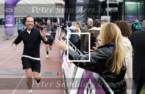 Amsterdam 16 maart 2024
Radio 538 run tbv het Prinses Maxima Centrum in het Olympisch stadion. Oa aanwezig 
Robert Doornbos