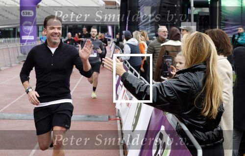 Amsterdam 16 maart 2024
Radio 538 run tbv het Prinses Maxima Centrum in het Olympisch stadion. Oa aanwezig 
Robert Doornbos