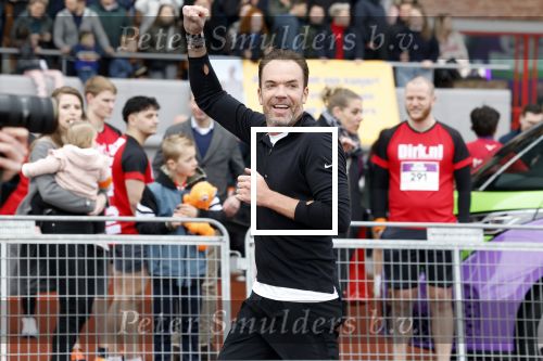 Amsterdam 16 maart 2024
Radio 538 run tbv het Prinses Maxima Centrum in het Olympisch stadion. Oa aanwezig 
Robert Doornbos