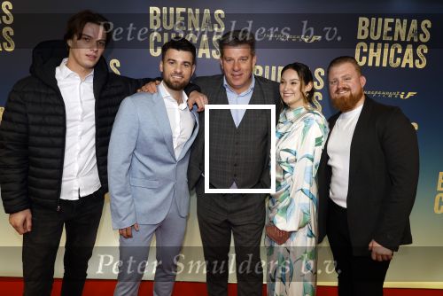 Amsterdam 4 maart 2024
Premiere Buenas Chicas in Tuschinski met oa Susan radder Noel v Kleef Britt Scholte Thijs Boermans Juvat westendorp Robin FringsFelice Poppeliers en Christina Zaragoza. Robin Frings met vriendin en familie