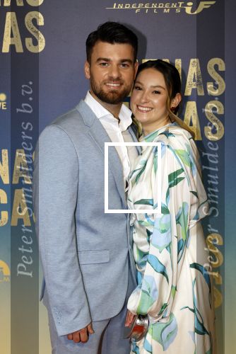 Amsterdam 4 maart 2024
Premiere Buenas Chicas in Tuschinski met oa Susan radder Noel v Kleef Britt Scholte Thijs Boermans Juvat westendorp Robin FringsFelice Poppeliers en Christina Zaragoza. Robin Frings met vriendin en familie
