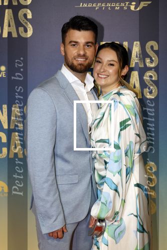 Amsterdam 4 maart 2024
Premiere Buenas Chicas in Tuschinski met oa Susan radder Noel v Kleef Britt Scholte Thijs Boermans Juvat westendorp Robin FringsFelice Poppeliers en Christina Zaragoza. Robin Frings met vriendin en familie