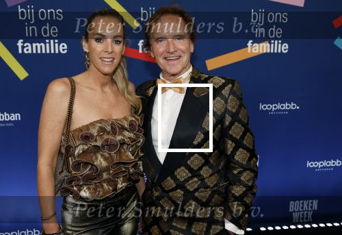 Amsterdam 15 maart 2024
Boekenbal in de stadschouwburg. Roos Reedijk kwam met haar vader