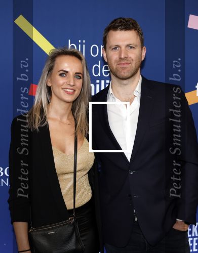 Amsterdam 15 maart 2024
Boekenbal in de stadschouwburg. Royce de Vries met zijn vrouw