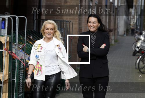 Amsterdam 19 maart 2024
Boekpresentatie Angelique Woudenberg in restaurant Breda. Samantha Steenwijk met partner