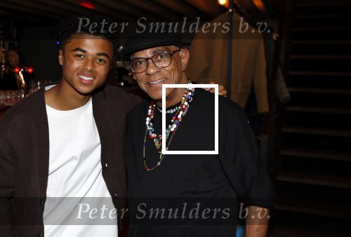 Amsterdam 27 maart 2024
Boekpresentatie Nino Wilkes in boom boom Chicago. Shane Kluivert met Opa Kluivert