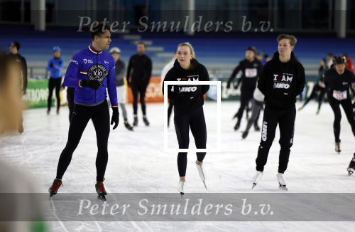 Heerenveen 24 maaart 2024
De hollandse 100 wordt dit jaar gereden in Thyalf . Aanwezig oa Prins Bernhard Prinses Annette Samuel v Vollenhoven Benjamin v Vollenhoven Prinses Margriet Mr Pieter v Vollenhoven Prins Maurits Lucas v Vollenhoven en  Prins Pieter Christiaan . Verder aanwezig Simon Keizer Bas Muijs (en vrouw) Marianne Timmer Benjamin Aslan Joy Beune Eduard Schaepman met zijn zoon en Rob Kamphues met vriendin.