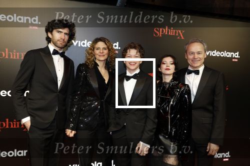 Amsterdam 18 maart 2024
Premiere Spinx in Pathe Tuschinski met in de cast oa Andrea Vass Benja Bruijning Chardonnay Rillen Delilah Warcup v Eyck Eva v Heijningen Marvcel Hensema Rami Kooti Arab Rifka Lodeizen Sallie Harmsen en Sil v d Zwan.