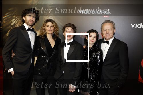 Amsterdam 18 maart 2024
Premiere Spinx in Pathe Tuschinski met in de cast oa Andrea Vass Benja Bruijning Chardonnay Rillen Delilah Warcup v Eyck Eva v Heijningen Marvcel Hensema Rami Kooti Arab Rifka Lodeizen Sallie Harmsen en Sil v d Zwan.