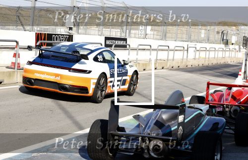 Zandvoort 8 maart 2024
Opnames beat the Pro met oa Glenn Helder Thomas Berge Andre Dongelmans Billy Dans Lavezzi Rutjes Nathan Rutjes en Dj Lafuente ( Job Smeltzer) . Bjorn Remmerswaal is de presentator . De opnames vinden plaats op het circuit Zandvoort.