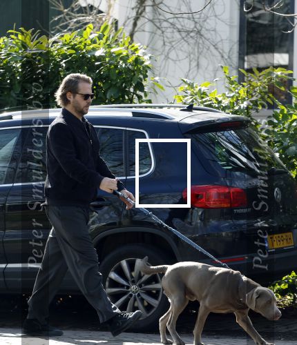 Zuiderwoude 4 maart 2024
Thijs Romer laat zijn hond uit.