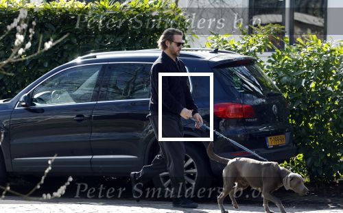 Zuiderwoude 4 maart 2024
Thijs Romer laat zijn hond uit.