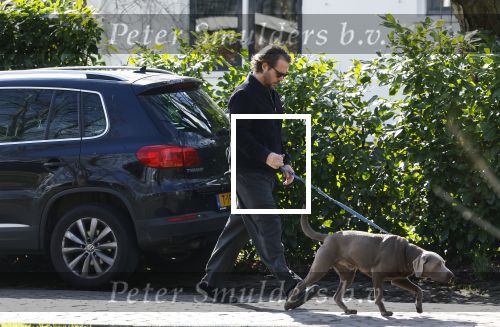 Zuiderwoude 4 maart 2024
Thijs Romer laat zijn hond uit.