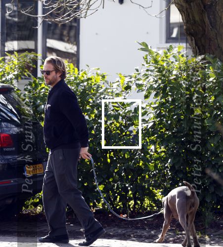 Zuiderwoude 4 maart 2024
Thijs Romer laat zijn hond uit.