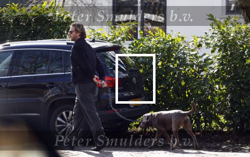 Zuiderwoude 4 maart 2024
Thijs Romer laat zijn hond uit.
