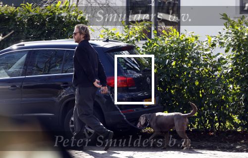 Zuiderwoude 4 maart 2024
Thijs Romer laat zijn hond uit.