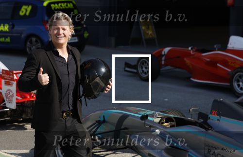 Zandvoort 8 maart 2024
Opnames beat the Pro met oa Glenn Helder Thomas Berge Andre Dongelmans Billy Dans Lavezzi Rutjes Nathan Rutjes en Dj Lafuente ( Job Smeltzer) . Bjorn Remmerswaal is de presentator . De opnames vinden plaats op het circuit Zandvoort.