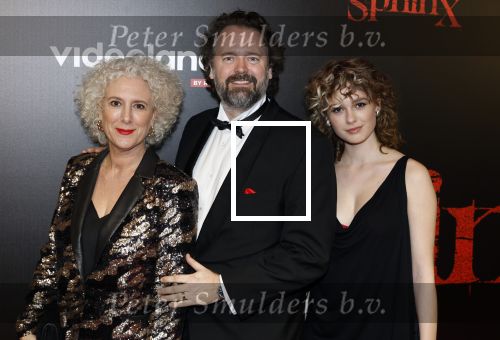 Amsterdam 18 maart 2024
Premiere Spinx in Pathe Tuschinski met in de cast oa Andrea Vass Benja Bruijning Chardonnay Rillen Delilah Warcup v Eyck Eva v Heijningen Marvcel Hensema Rami Kooti Arab Rifka Lodeizen Sallie Harmsen en Sil v d Zwan. Thomas Hoppener