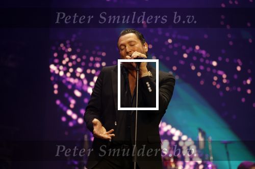Amsterdam 8 maart 2024
Holland zingt Hazes in het ziggo dome met oa Jeoen v d Boom Andre Hazes Douwe Bob Samantha Steenwijk Jamai Looman en Frans Bauer .