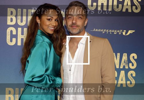 Amsterdam 4 maart 2024
Premiere Buenas Chicas in Tuschinski met oa Susan radder Noel v Kleef Britt Scholte Thijs Boermans Juvat westendorp Robin FringsFelice Poppeliers en Christina Zaragoza. Tommie Christiaan met zijn vrouw
