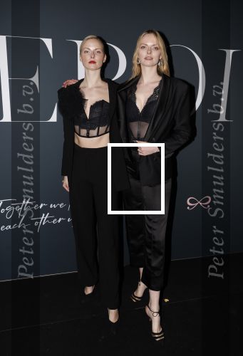 Amsterdam 5 maart 2024
Modeshow Hunkemoller in de westergasfabriek . Oa Loiza lamers loopt mee. Vera Luijendijk en Elza Matiz