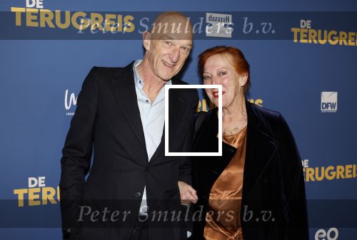 Rotterdam 13 maart 2024
Premiere de terugreis met oa Martin v Waardenberg en Leny Breederveld. Wilfried de Jong en Loes Luca